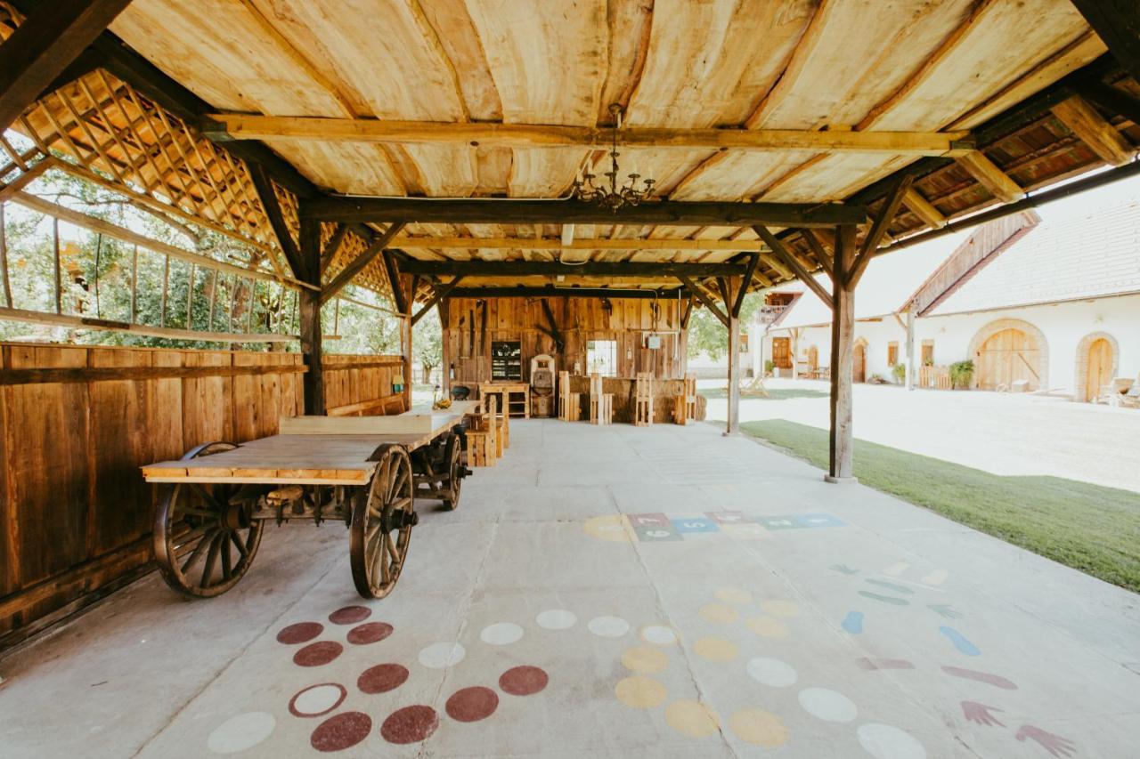 Treehouse Drevesna Hiska Strkovo Gnezdo Ranc Jures Hotel Ljutomer Bagian luar foto