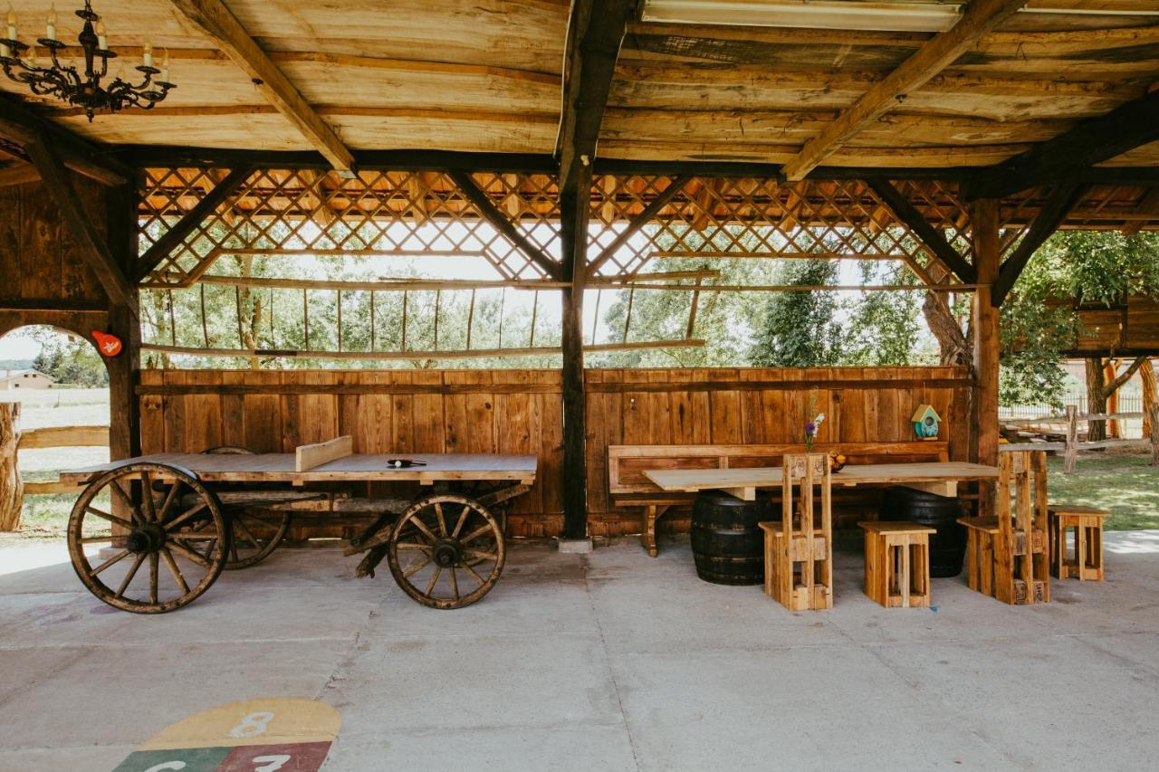 Treehouse Drevesna Hiska Strkovo Gnezdo Ranc Jures Hotel Ljutomer Bagian luar foto