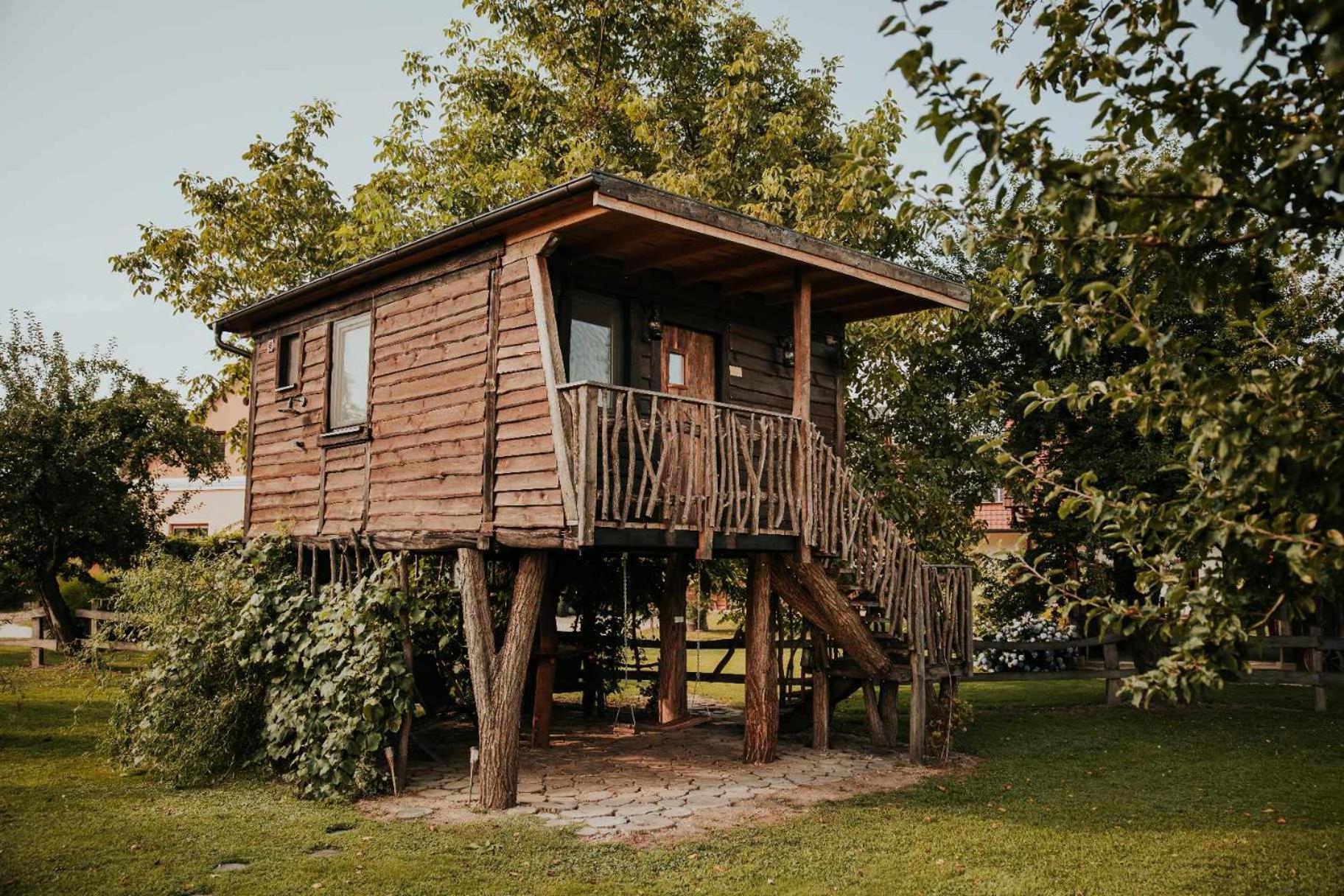 Treehouse Drevesna Hiska Strkovo Gnezdo Ranc Jures Hotel Ljutomer Bagian luar foto